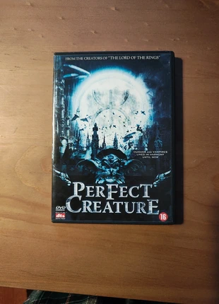 Perfect Creature, staat: Nieuw zonder prijskaartje, € 1,00, € 1,75 inclusief Kopersbescherming