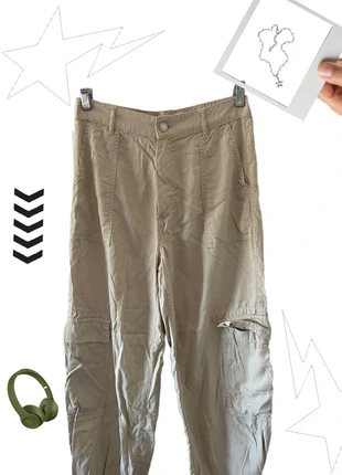 Pantalones cargo estilo vintage, marque: Stradivarius, état: Très bon état, taille: S / 36 / 8, 6,00 €, 7,00 € Protection acheteurs incluse