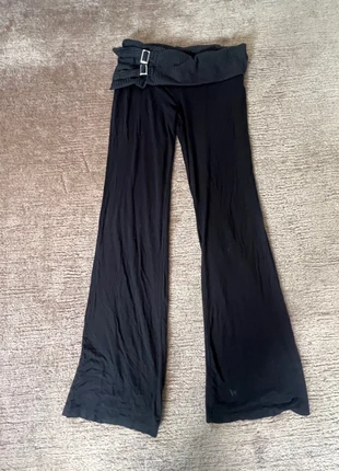 Black Flared Pants with Buckle Waist – Size XS, merk: Shein, staat: Goed, maat: XS / 34 / 6, € 7,99, € 9,09 inclusief Kopersbescherming