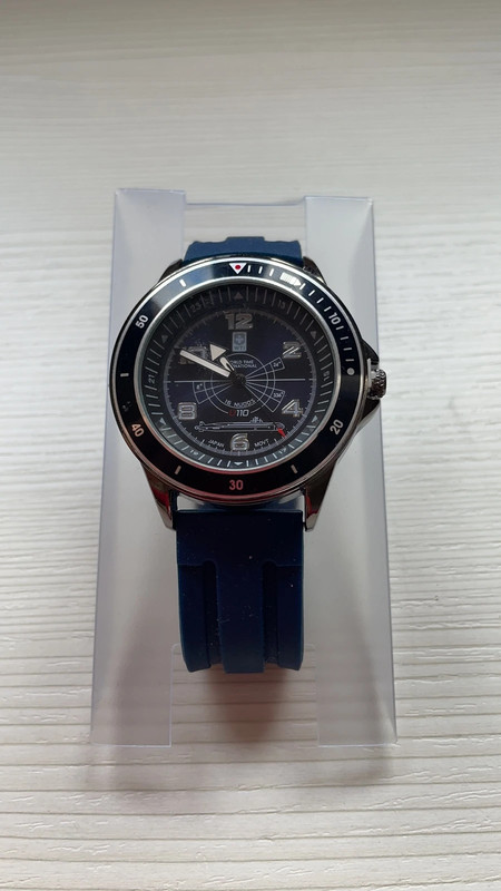 Reloj World time International Vinted