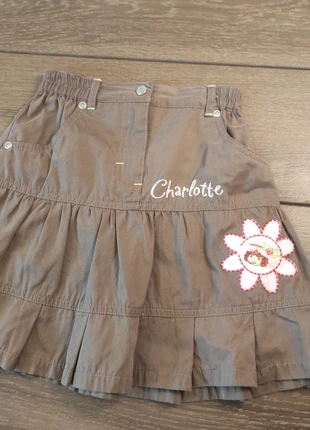 Jupe marron Charlotte aux fraises taille 6 ans, marca: Charlotte, estado: Muito bom, tamanho: 6 anos / 116 cm, €4.00, €4.90 inclui Proteção do Comprador