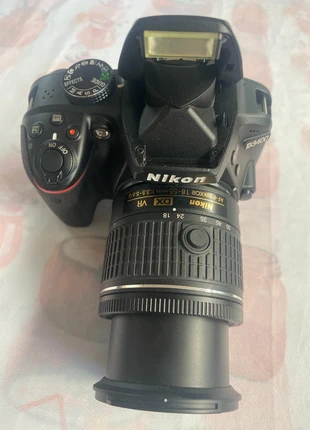 Fotocamera Reflex Nikon D3400 con Obiettivo 18-55mm e Kit Accessori, marke: Canon, zustand: Sehr gut, 349,00 €, 367,15 € inklusive Vinted-Käuferschutz