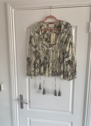 Miss June tie dye blouse with embellishment, brand: Miss June, condition: New with tags, size: One size, €60.00, €63.70 includes Buyer Protection