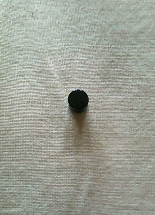Plug noir de diamètre 5mm 1