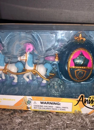 Carosse cendrillon animator , merk: Disney, staat: Heel goed, maat: Prematuur, tot 44 cm, € 58,00, € 61,60 inclusief Kopersbescherming