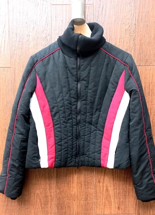 Chaqueta acolchada corta negra mujer, état: Très bon état, taille: XL / 42 / 14, 5,00 €, 5,95 € Protection acheteurs incluse