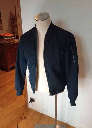 Bomber bleu marine Cotton & Silk – Taille M, brand: Cotton & Silk, condizioni: Ottime, taglia: M, €8.00, €9.10 include la Protezione acquisti