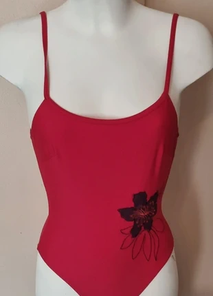 Maillot de bain 
Vintage 
Taille 38
Très bon état, état: Très bon état, taille: M / 38 / 10, 7,00 €, 8,05 € Protection acheteurs incluse