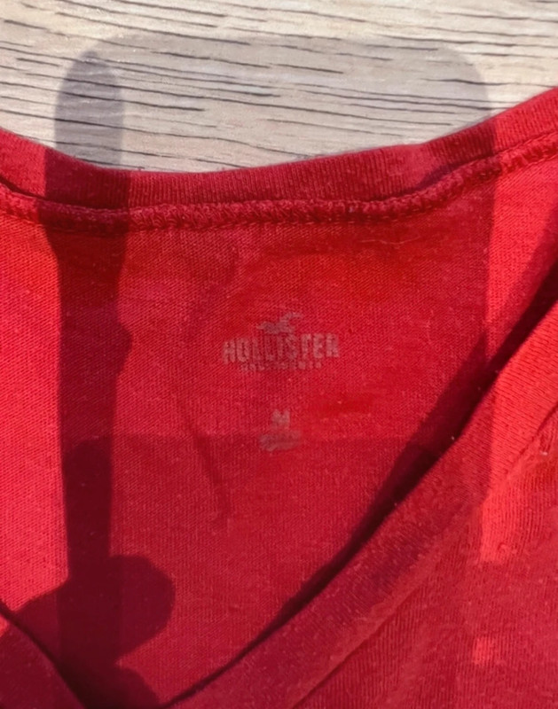 Hollister T-Shirt 2