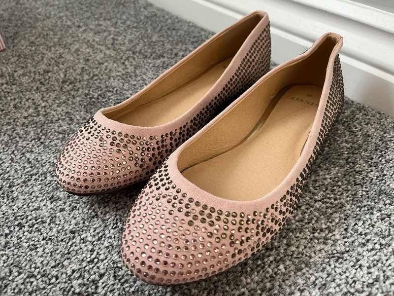 Oasis 2025 flat shoes