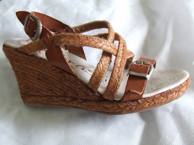 Sandales de la marque Drastik 2