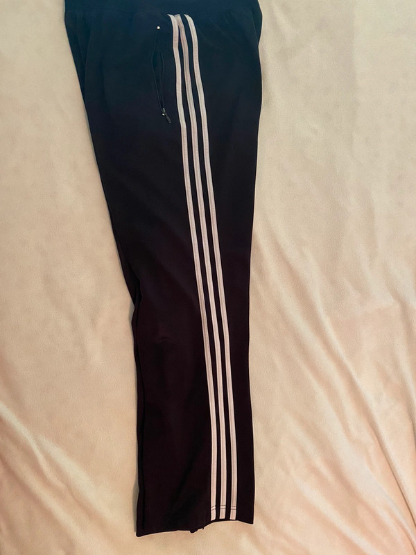 Adidas Sweatpants 3