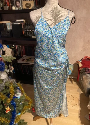 Très jolie robe satinée taille S, brand: Pull & Bear, condition: New without tags, size: S / 36 / 8, €9.00, €10.15 includes Buyer Protection