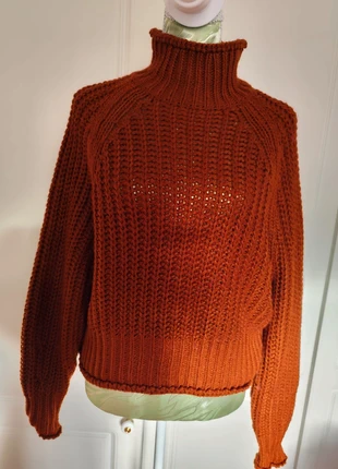 Beautiful burnt orange chunky knit turtleneck. Very good size XS., brand: H&M, condition: Very good, size: XS / 34 / 6, €5.95, €6.95 includes Buyer Protection