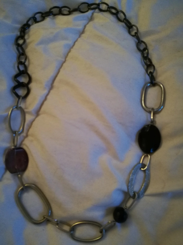 Collier metal 1