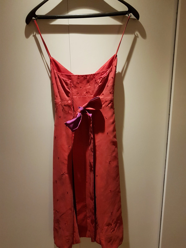 Robe rouge Marque Tintoretto taille 42 neuve 100%soie 5