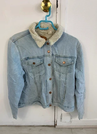 Veste Levi’s Sherpa XL, brand: Levi's, condition: Very good, size: XL / 42 / 14, €29.90, €32.10 includes Buyer Protection Pro