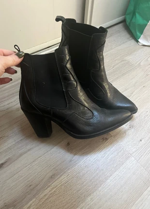 Bottine noire , marca: akula, estado: Muy bueno, tamaño: 38, 15,00 €, 16,45 € Protección al comprador incluida