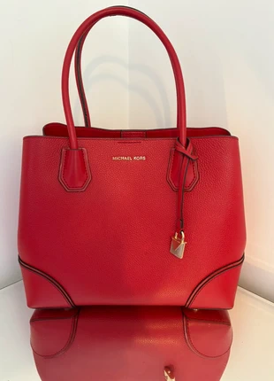 Beautiful Michael Kors Mercer Bag – Red Leather, brand: Michael Kors, condition: Very good, £55.00, £58.45 includes Buyer Protection