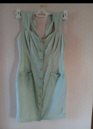 Tres jolie robe boutonnée _ dos fantaisie, marke: modelisme, zustand: Sehr gut, größe: S / 36 / 8, 24,00 €, 25,90 € inklusive Vinted-Käuferschutz