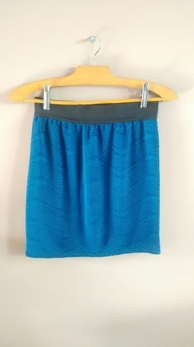 Mini jupe courte bleue t.38 4