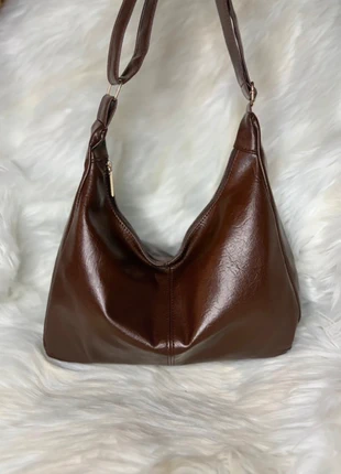 👜 Sac similicuir Hobo Marron Chocolat – Minimal Chic, brand: Vintage Dressing, condition: Very good, €29.99, €32.19 includes Buyer Protection Pro