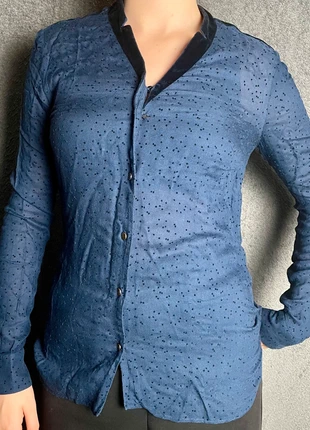 Chemise Sézane Bleu à pois Noir Taille S Femme, marque: Sézane, état: Très bon état, taille: S / 36 / 8, 45,00 €, 47,95 € Protection acheteurs incluse