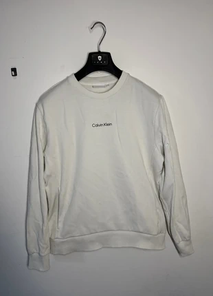 Sweat-shirt Calvin Klein blanc, marque: Calvin Klein, état: Neuf sans étiquette, taille: M, 46,00 €, 49,00 € Protection acheteurs incluse