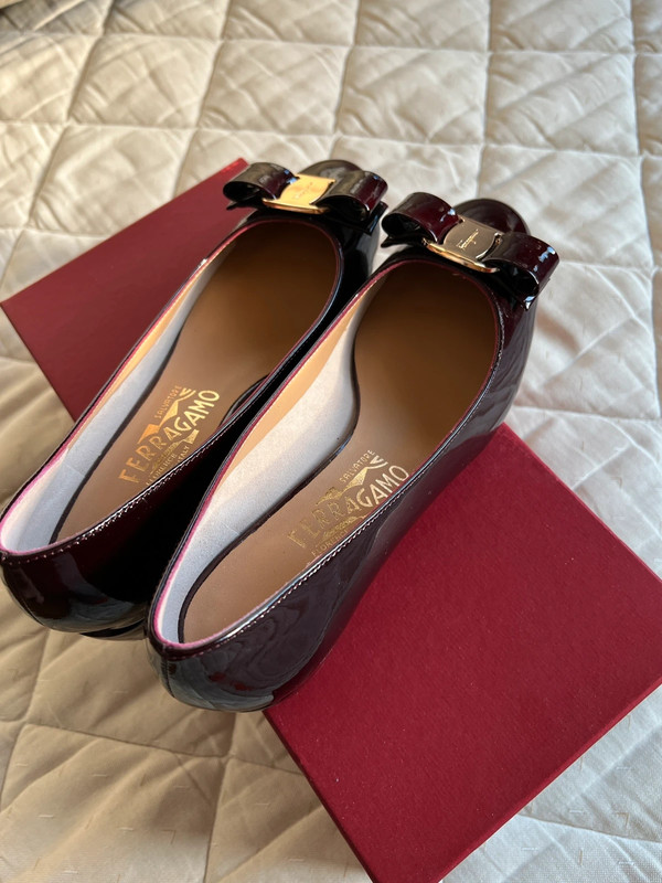 Ferragamo clearance bow shoes