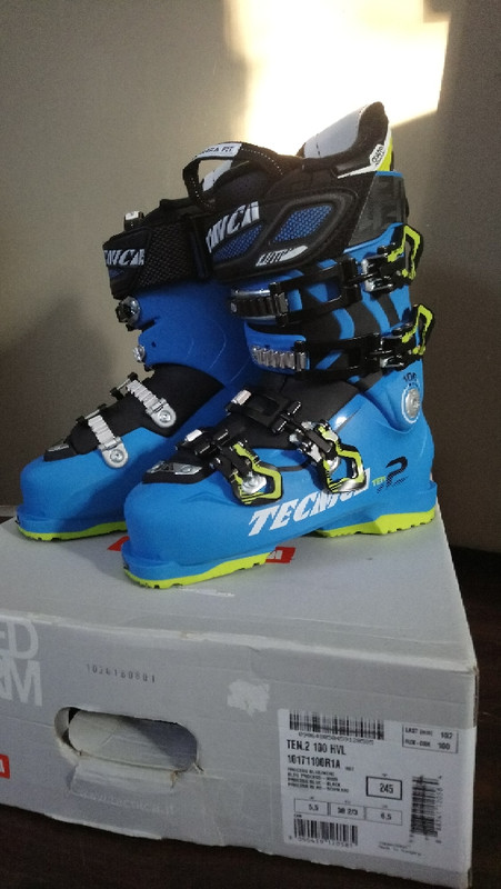 Chaussures de skis 1