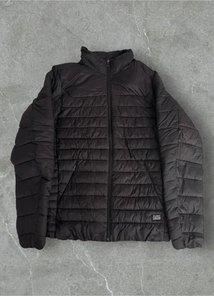 Schwarze Pull&Bear Jacke, merk: Pull & Bear, staat: Heel goed, maat: M, € 8,00, € 9,10 inclusief Kopersbescherming