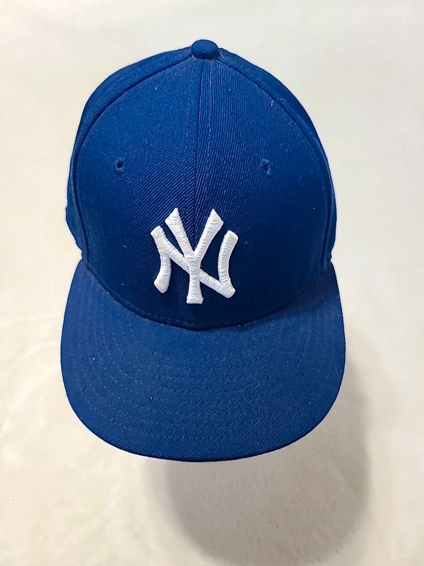 New Era 59Fifty New York Yankees 7 1/8 Royal Blue 100% Wool Fitted Hat 1