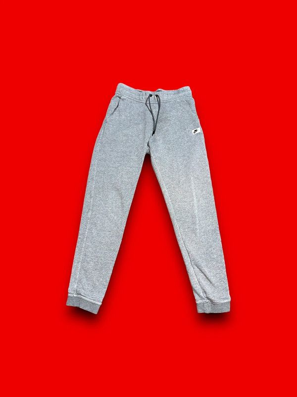 Nike sweatpants 2