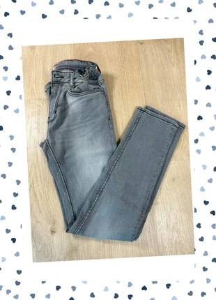 Pantalon Jean enfant Kiabi Slim taille XS, marca: Kiabi, estado: Muito bom, tamanho: XS, €10.00, €11.20 inclui Proteção do Comprador