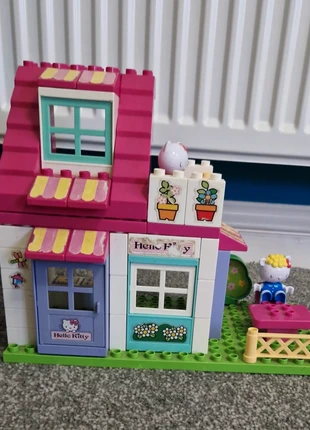 Hello Kitty house Unico blocks set, brand: Hello Kitty, condition: Good, size: 3 years / 98-103 cm, £18.00, £19.74 includes Buyer Protection