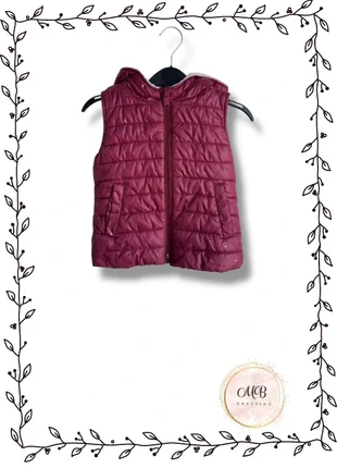 Veste doudoune sans manche avec capuche fille 3ans Kiabi, marque: Kiabi, état: Très bon état, taille: 3 ans / 98 cm, 2,00 €, 2,80 € Protection acheteurs incluse
