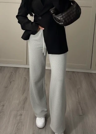 jogging oversize gris -Taille S, marque: Aesthetic, état: Neuf sans étiquette, taille: S / 36 / 8, 24,99 €, 26,94 € Protection acheteurs incluse