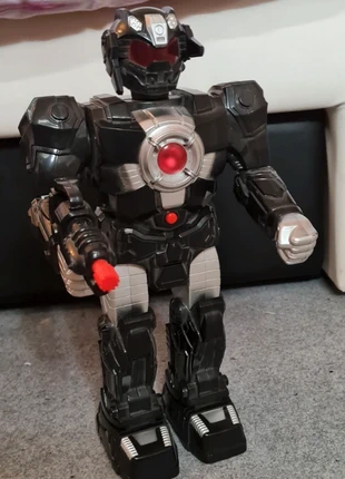 Robot robotisée avec lumière musique et avance, estado: Bueno, tamaño: 5 años / 110 cm, 5,00 €, 5,95 € Protección al comprador incluida