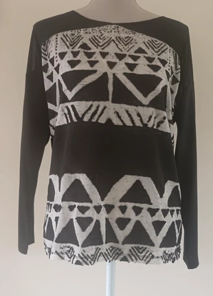 Tunique / Haut Fluide Noir La Fée Maraboutée - Taille 1 (S/36) - Motif Ethnique, marque: La Fee Maraboutee, état: Très bon état, taille: S / 36 / 8, 28,00 €, 30,10 € Protection acheteurs incluse