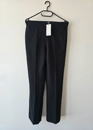 👖Pantalon noir - MNG - Taille 36 - neuf, merk: MNG, staat: Nieuw met prijskaartje, maat: S / 36 / 8, € 10,00, € 11,20 inclusief Kopersbescherming