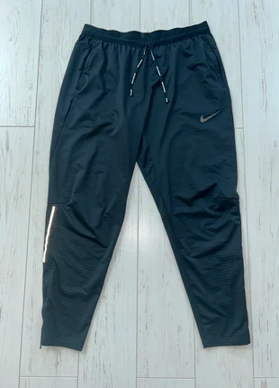 Nike running Phenom, marque: Nike, état: Très bon état, taille: L, 55,00 €, 58,45 € Protection acheteurs incluse