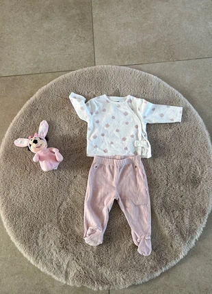 Pyjama 2 pièces, marque: Kiabi, état: Bon état, taille: 6-9 mois / 68 cm, 2,00 €, 2,80 € Protection acheteurs incluse