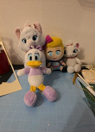 Lot de peluche disney, marke: Disney, zustand: Sehr gut, größe: Frühchen, bis 44, 5,00 €, 5,95 € inklusive Vinted-Käuferschutz