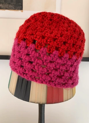 Chapeau tricoté vintage, brand: Vintage, condition: Very good, €5.00, €5.95 includes Buyer Protection