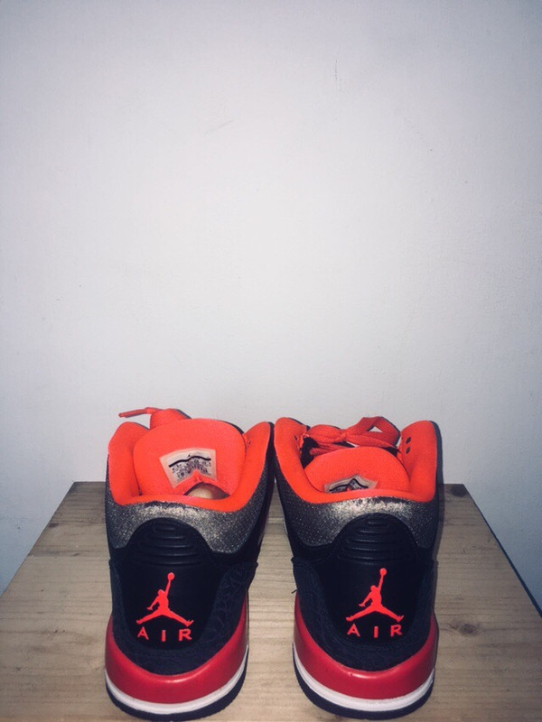 Jordan 3 retro crimson sales