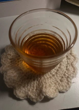 🌸 Sous tasse crochet forme fleur 🌸, marca: Fait Main, estado: Novo sem etiquetas, €5.00, €5.95 inclui Proteção do Comprador