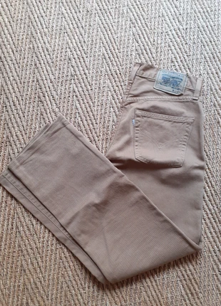 Jeans Levis camel homme, brand: Levi's, condizioni: Nuovo senza cartellino, taglia: M, €30.00, €32.20 include la Protezione acquisti