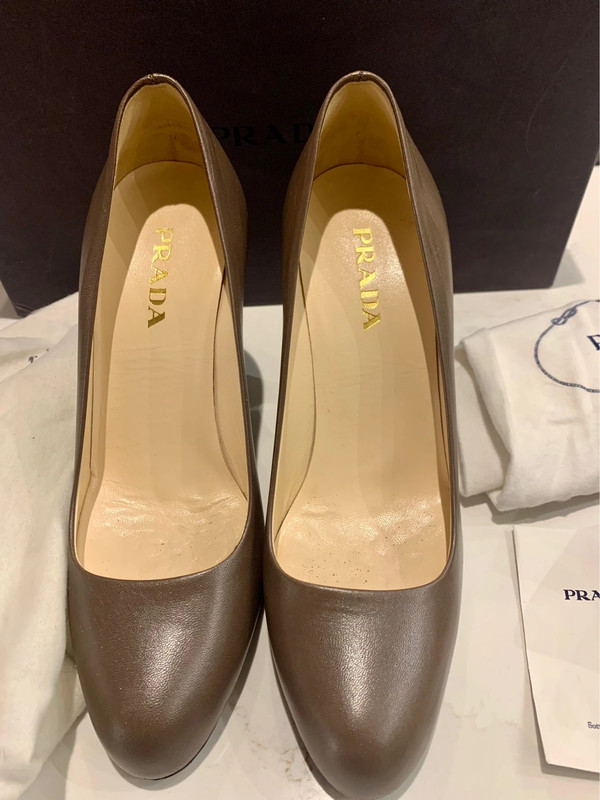 Scarpe da donna marca Prada d collet tacchi misura 37.5 Vinted