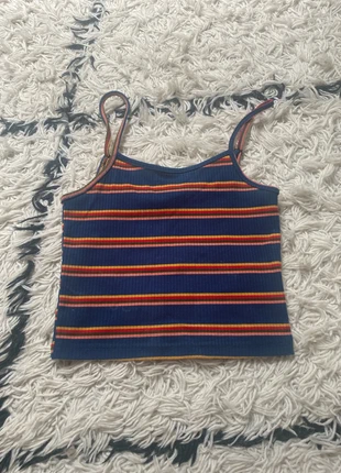 Schattig croptopje, merk: Dazy, staat: Heel goed, maat: S / 36 / 8, € 3,00, € 3,85 inclusief Kopersbescherming