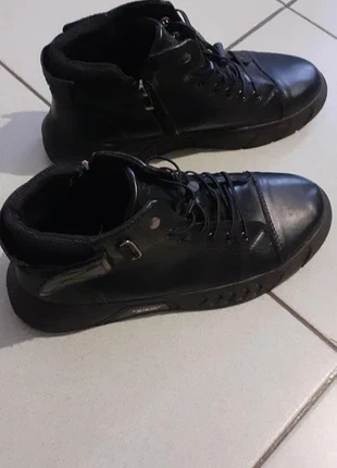 Chaussures montantes noires, marque: Fashion, état: Bon état, taille: 42, 8,00 €, 9,10 € Protection acheteurs incluse